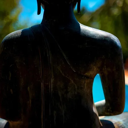 Chillout Tres Mares Hotel 2*