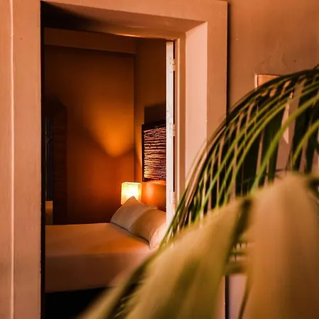 Chillout Tres Mares Hotel